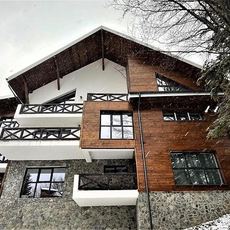 Casa Larisa - Wolves Apartment Sinaia Kültér fotó