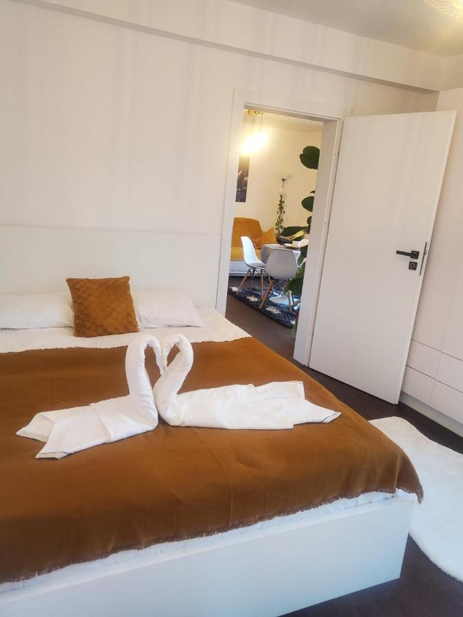 Casa Larisa - Wolves Apartment Sinaia Kültér fotó
