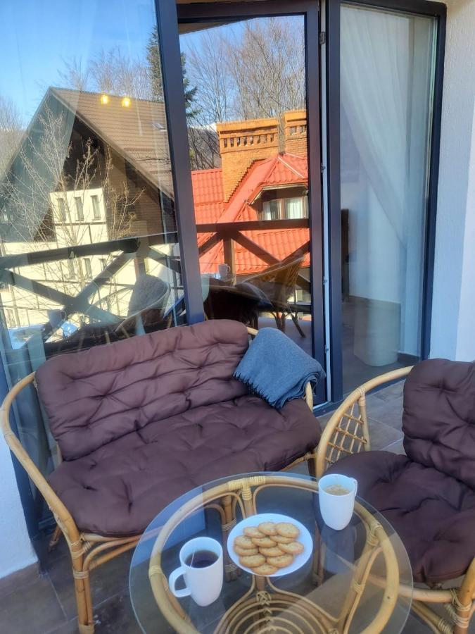 Casa Larisa - Wolves Apartment Sinaia Kültér fotó